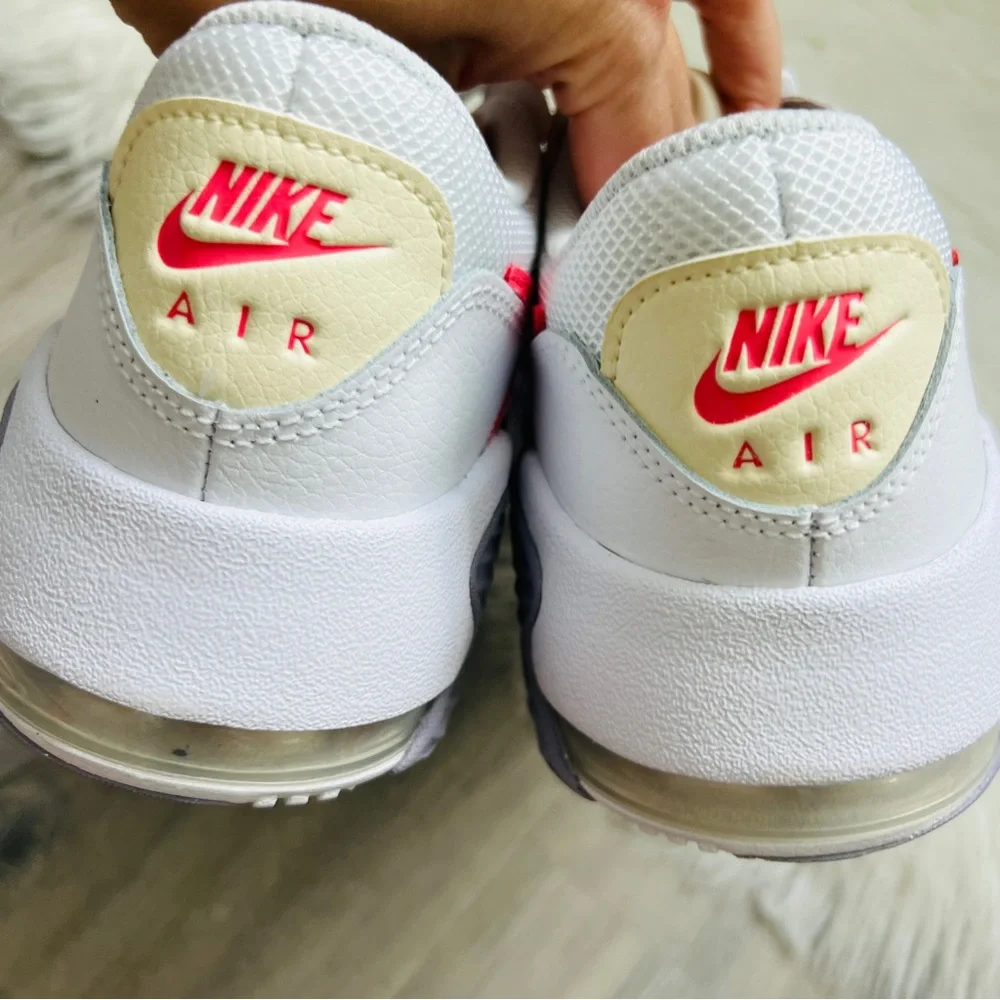 NWT Nike Air Max Excee Women’s Shoes - Picture 5 of 7